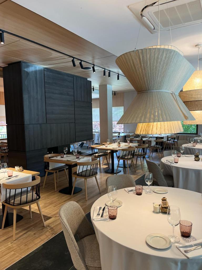 Hotel Restaurant Pessets & Spa Sort Kültér fotó